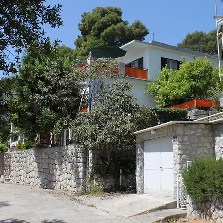7953b Apartment *